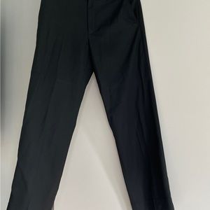 Pre-owned, Black Merona 2 pieces men suit, jacket 40R, pant 32 X 32.